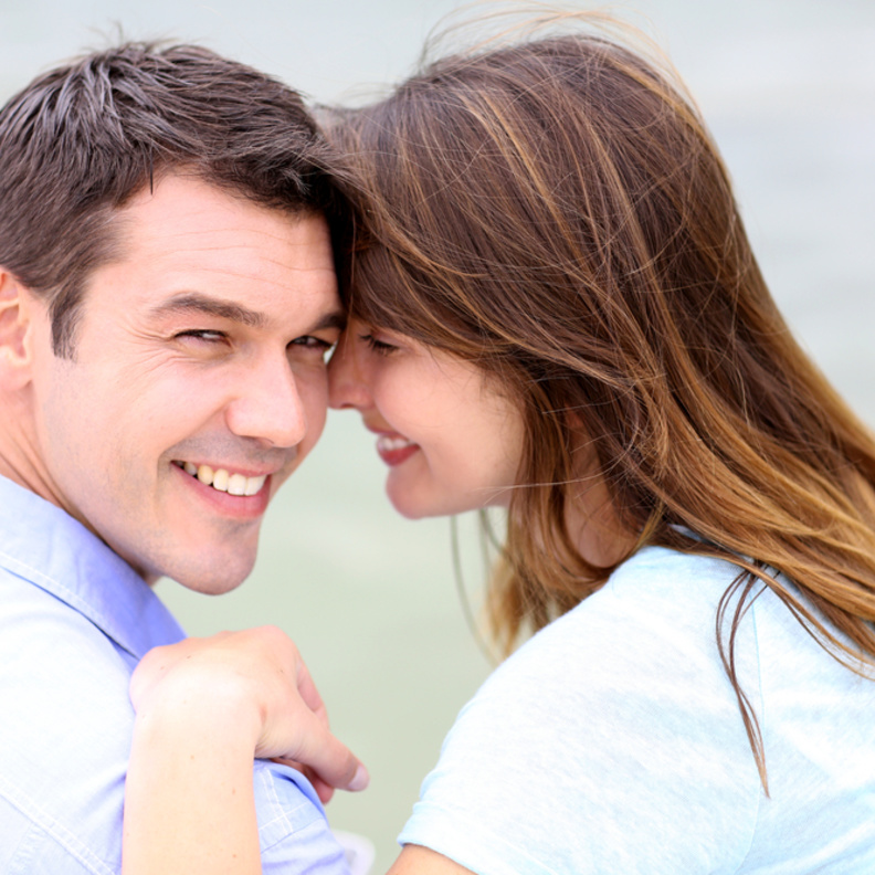 هل تقبلين الزواج من رجل اكثر وسامة منك