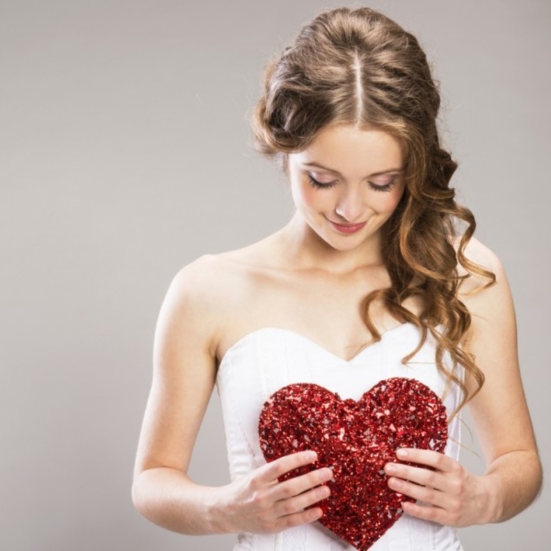 هل هي مشاعر اعجاب أم مشاعر حب ؟