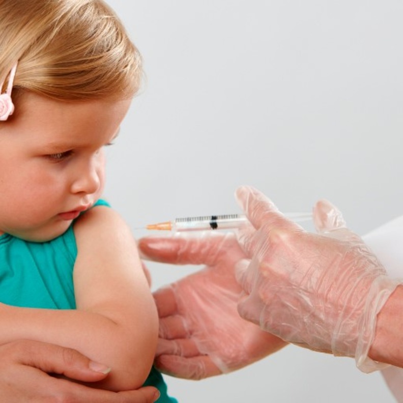 هل يؤثر المضاد الحيوي على التطعيم