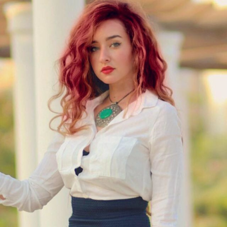 الفنانة هنا الزاهد