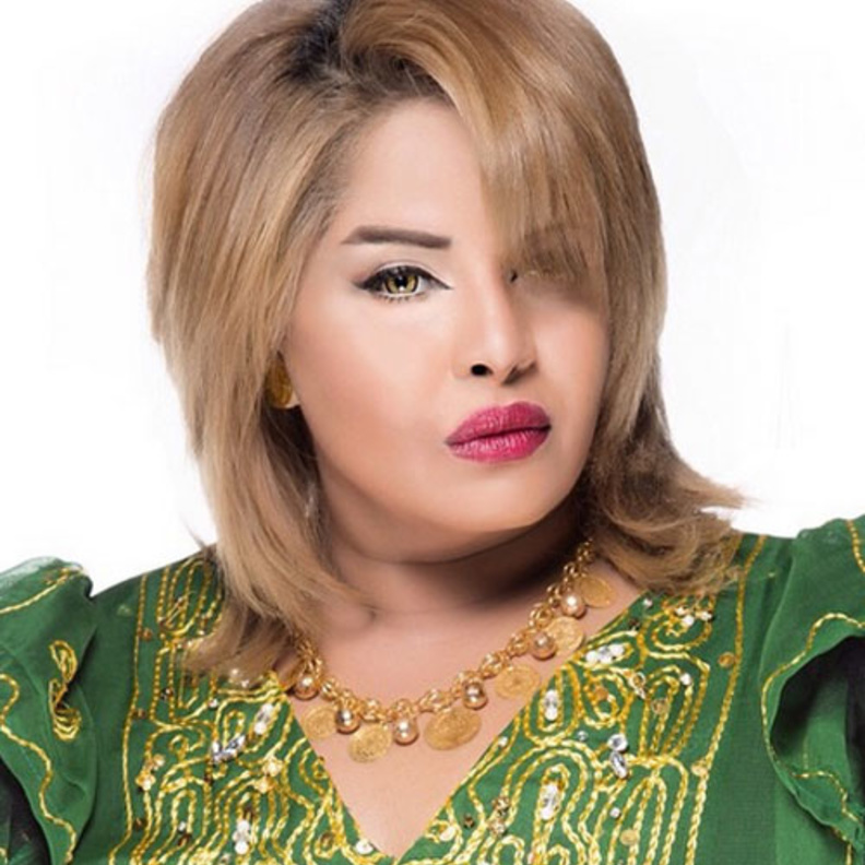هيا الشعيبي مع ابنها