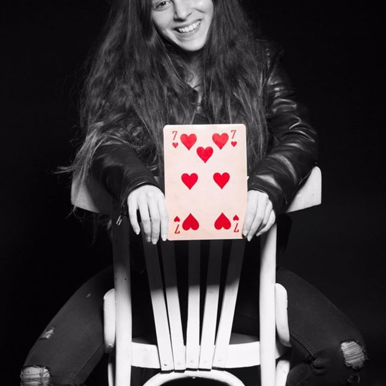 جميلة عوض تخطف الجمهور بجلسة تصويرها الجديدة