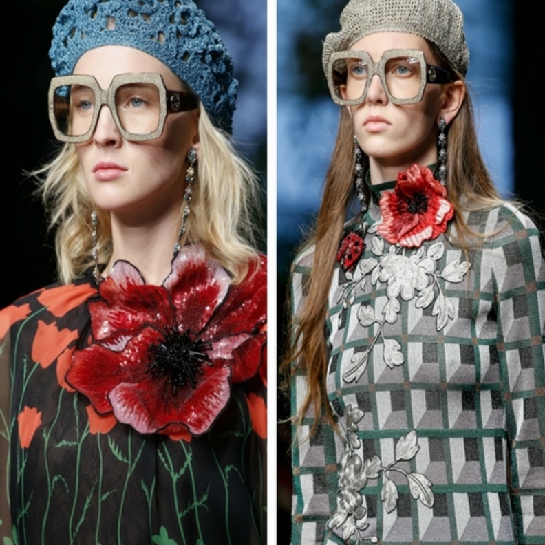 قبعة مع الريش من سانت لوران Saint Laurent