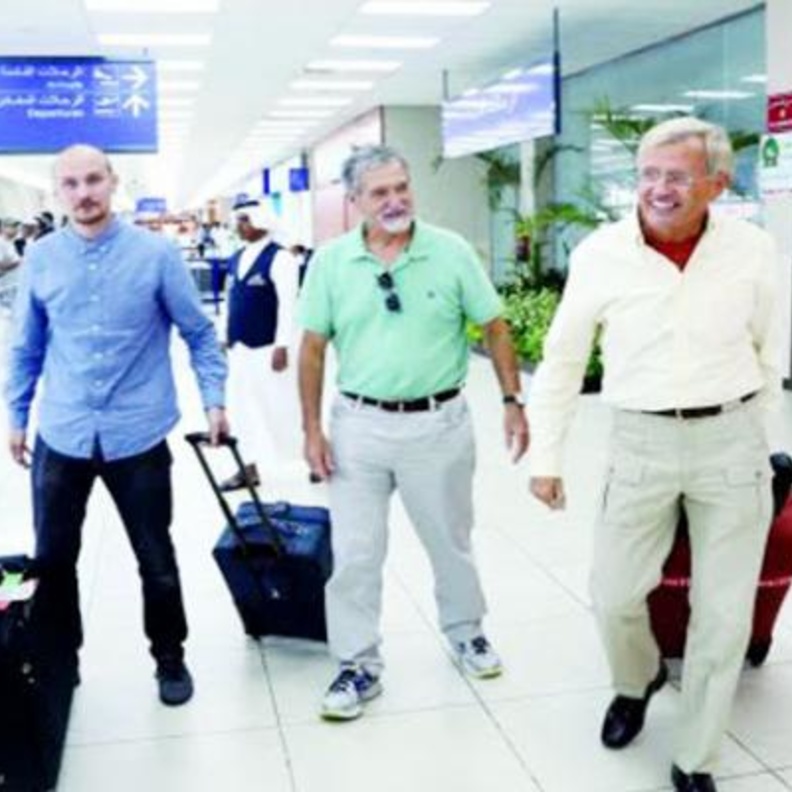 وصول الفريق الكندي إلى السعودية