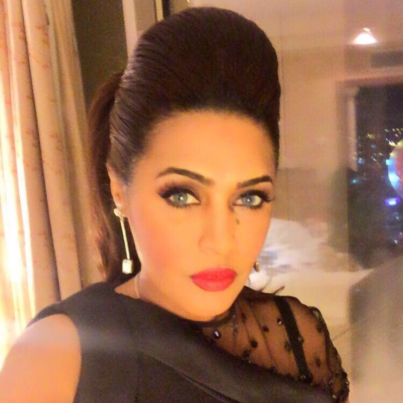 وعد تتضامن مع مشاعل على طريقة احلام!