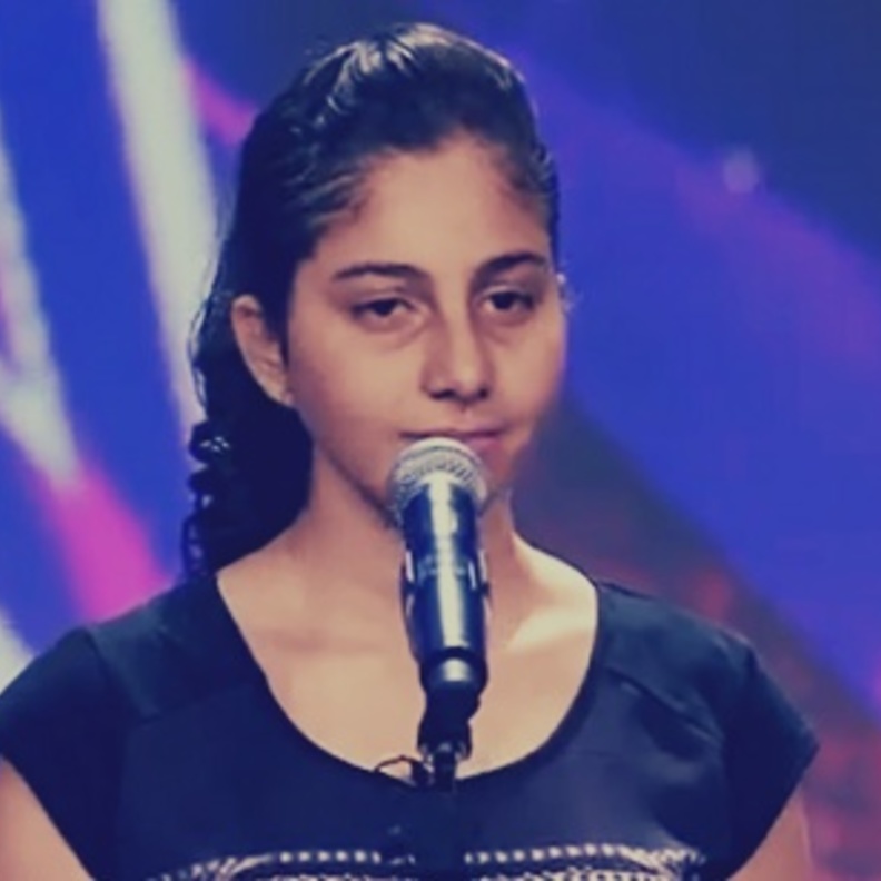 ياسمينا العلواني تودع الطفولة