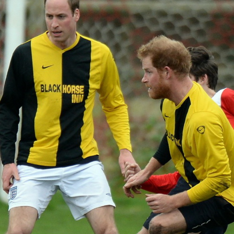 طفل يتفوق على الأميرين