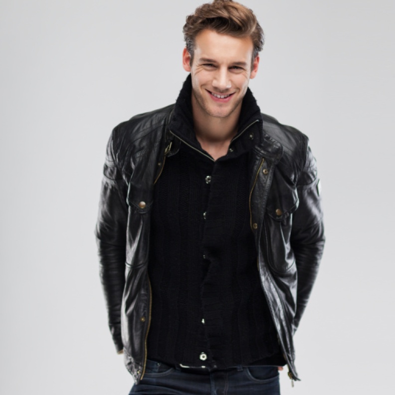 يعتبر الجينز صديق كل رجل