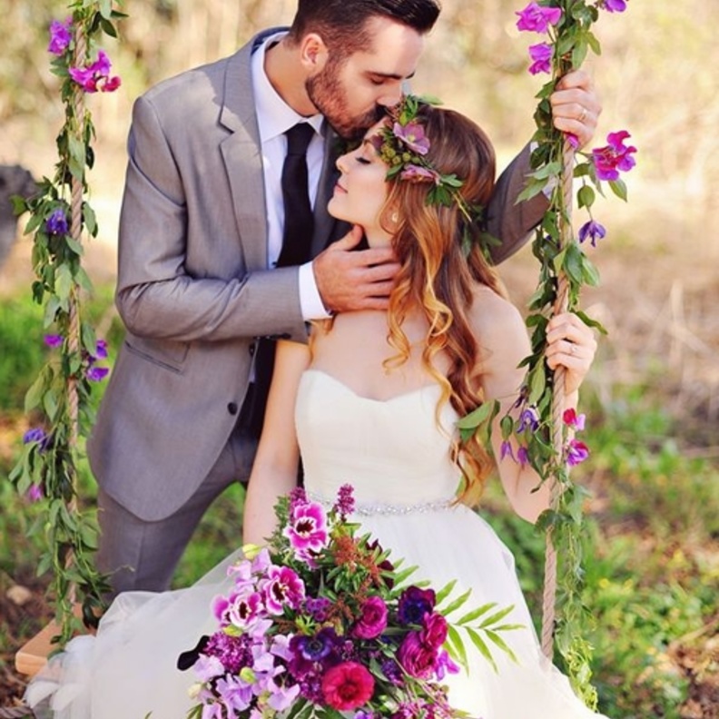 يكفيك سعادة ان الله منحك عريس محب تكملين مشوار حياتك معه