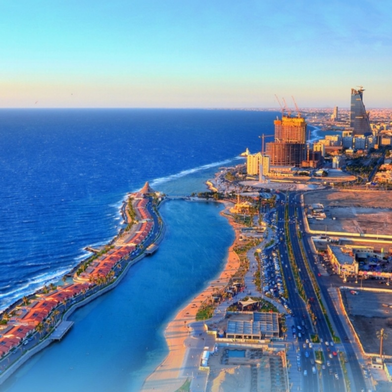 بحر جده بين التلوث ونفي الارصاد