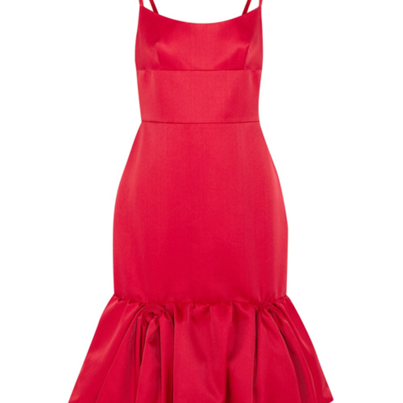 فساتين من اللون الأحمر لإطلالة أنيقة في عيد الأضحى 2017