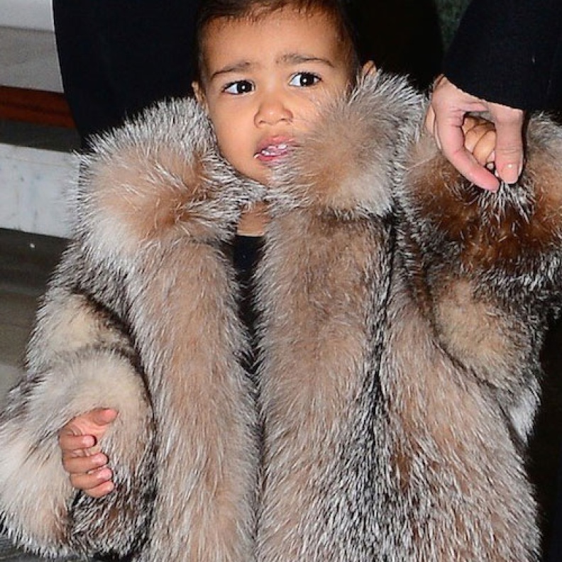 نورث ويست تتحول إلى "ميني ماوس"