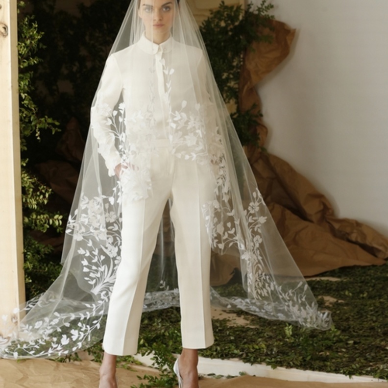 01 جمبسوت Jumpsuit من ايلي صعب Elie Saab