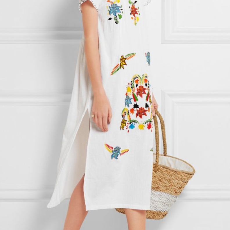  فستان من SENSI STUDIO