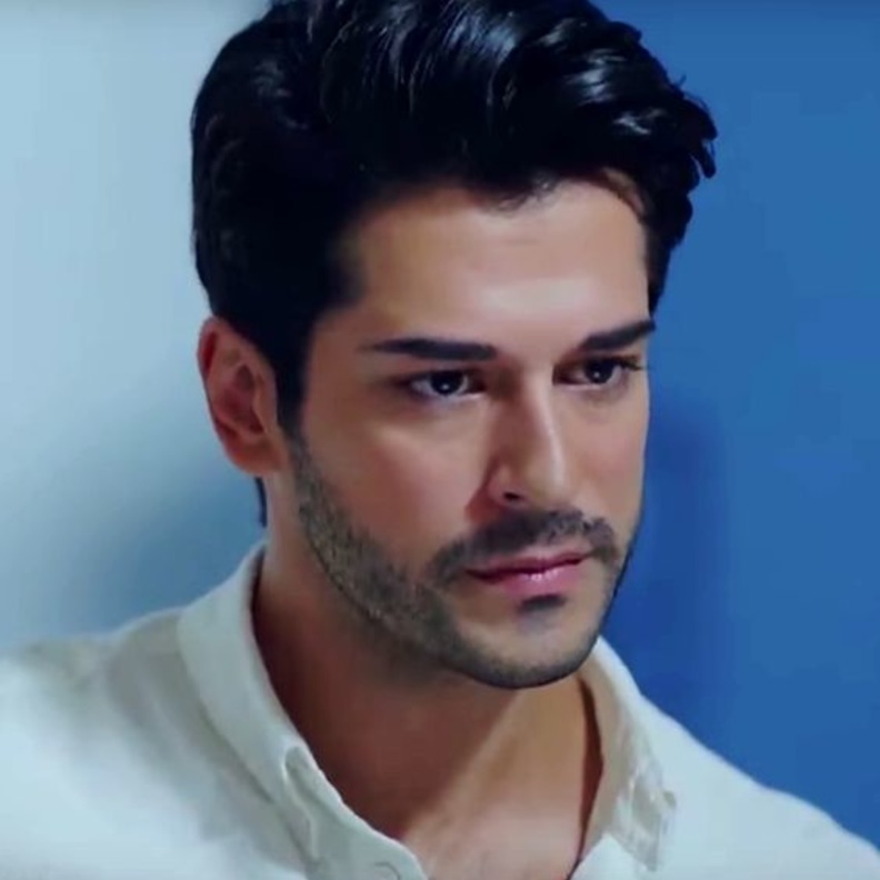 بوراق أوزجفيت