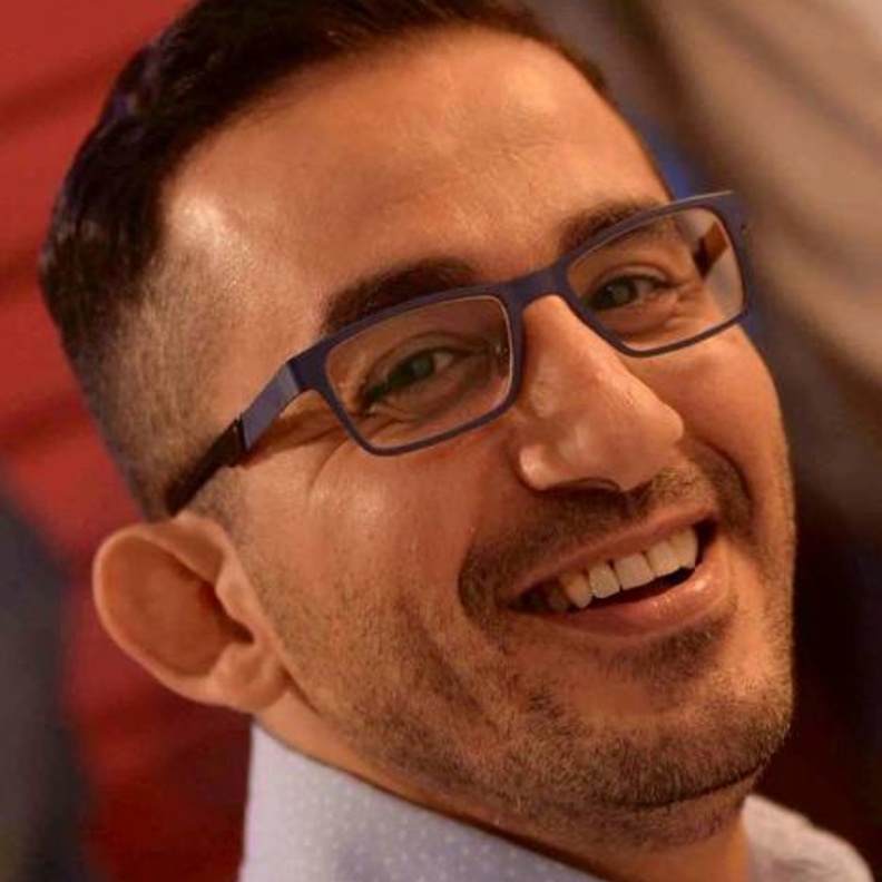 الفنان احمد حلمي