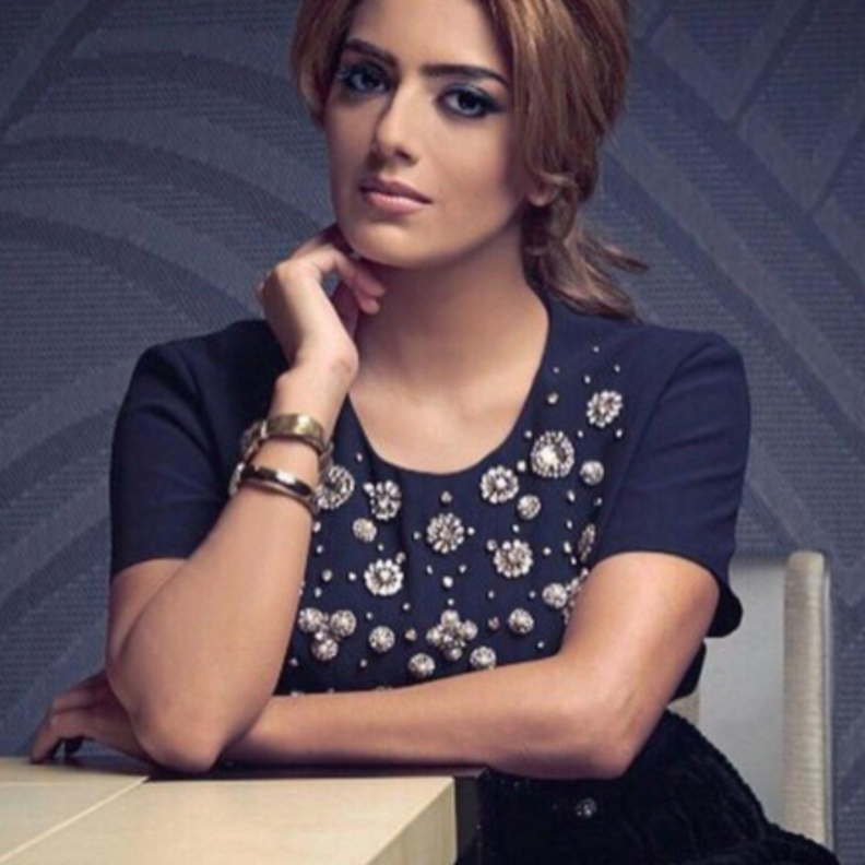 ملاك الكويتية تهاجم هيا عبدالسلام