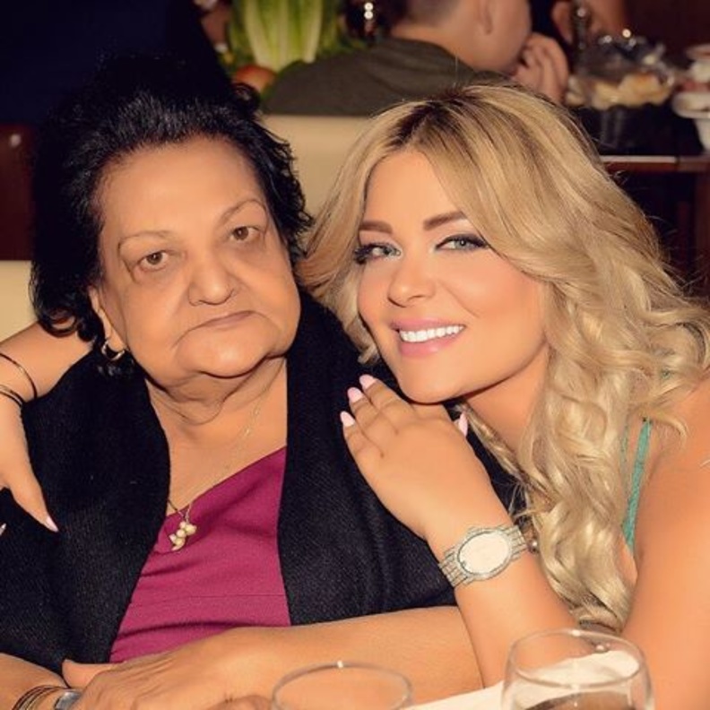 كاظم الساهر يترحم على والدته ست الحبايب