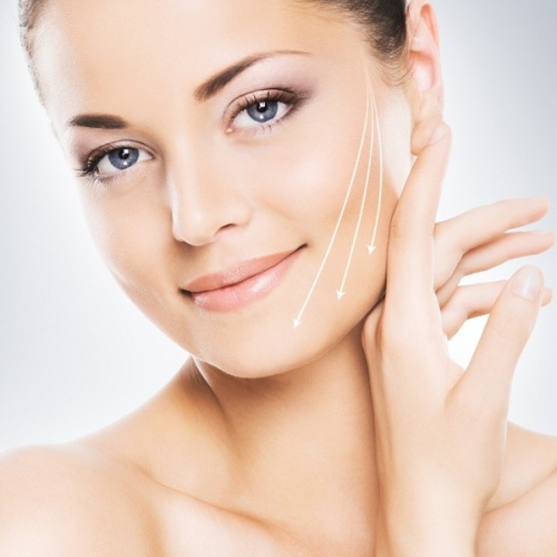 تجاعيد البشرة اكبر عدو للمرأة