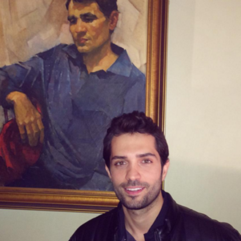 محمد باش وصورة من داخل منزل العندليب الراحل