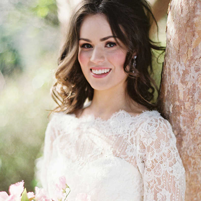 كيفية وضع البورده على الوجه