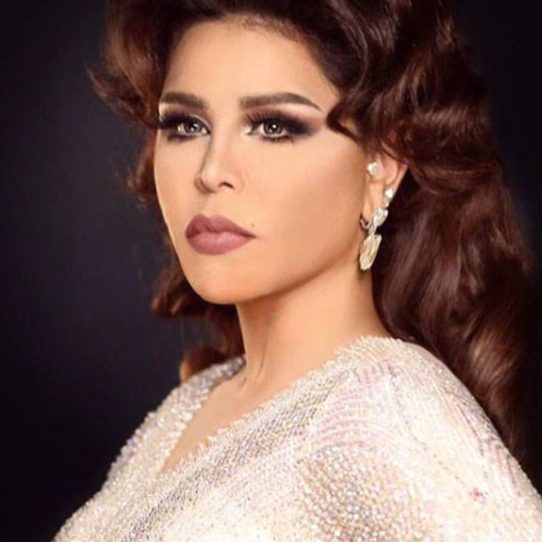 تغريدات الفنانة شمس