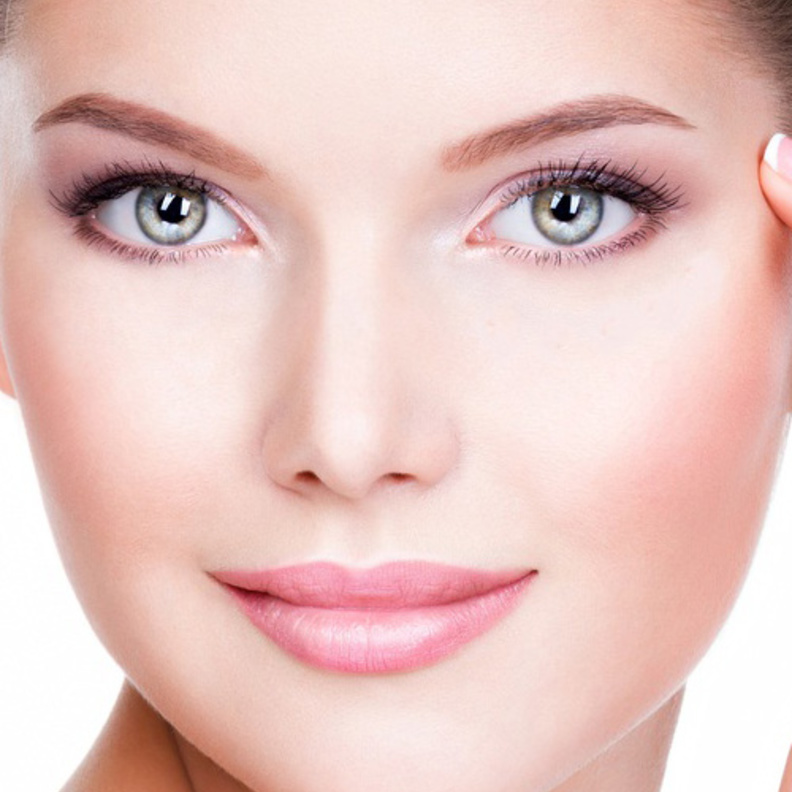 سموثي الحامض مع المياه والنعناع يزيد من اشراقة بشرتك