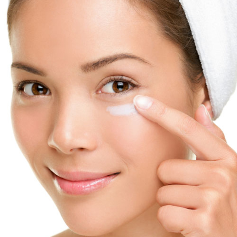 ازالة المكياج