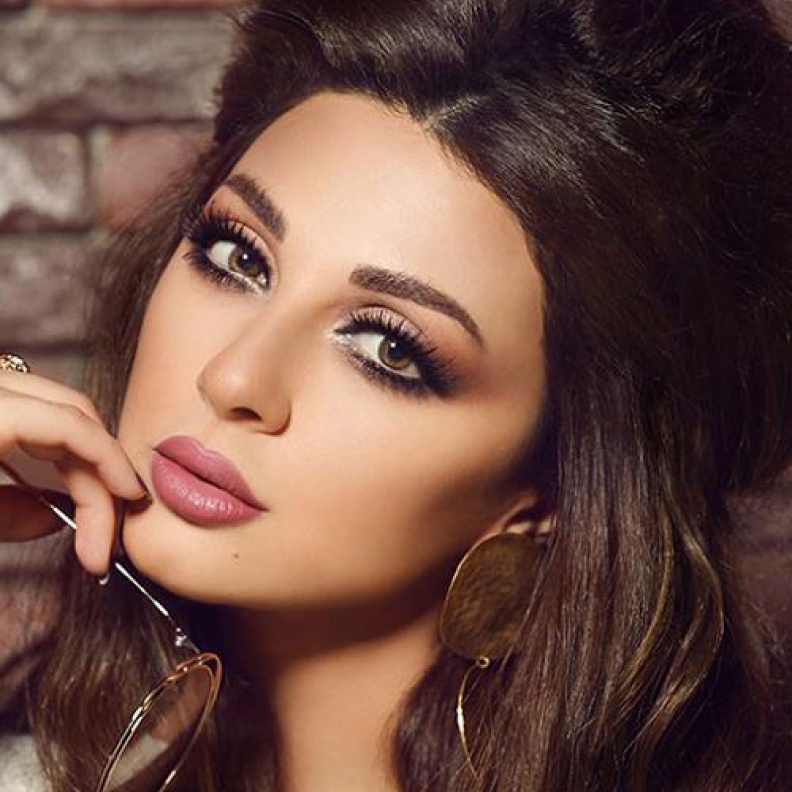 من معايدات الجمهور لميريام فارس