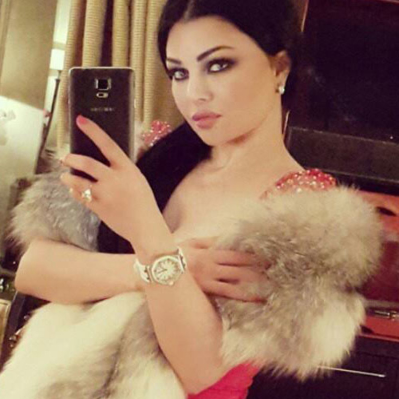 هيفاء وهبي بصور من كواليس مسلسل مريم