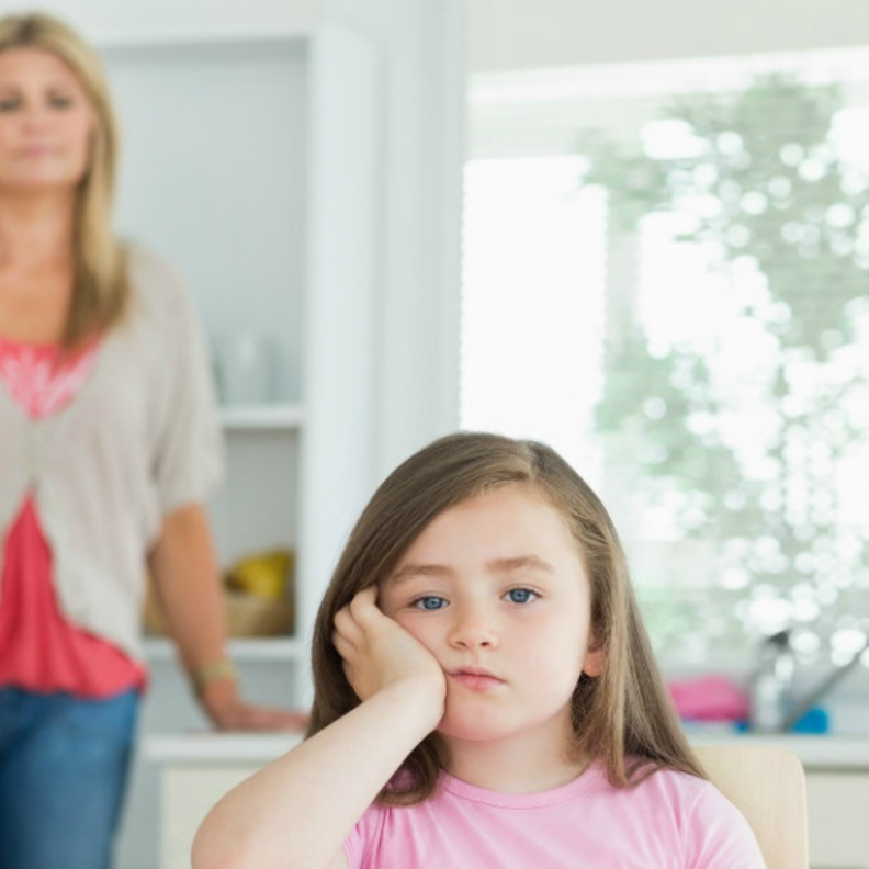 10 أخطاء شائعه في تهذيب سلوك طفلك