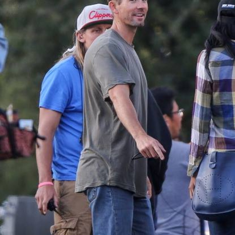 ترى هل سينجح شقيق الممثل الراحل بول والكر في أداء ما تبقى من مشاهد سلسلة الأفلام FAST & FURIOUS ؟