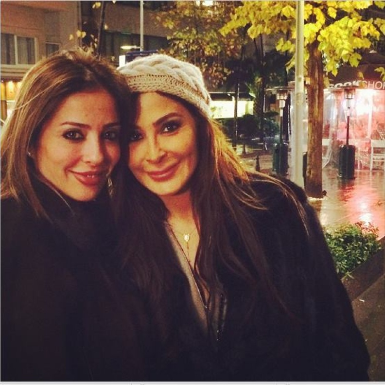 اليسا ووفاء الكيلاني يقضيان أوقاتا ممتعة في اسطنبول 