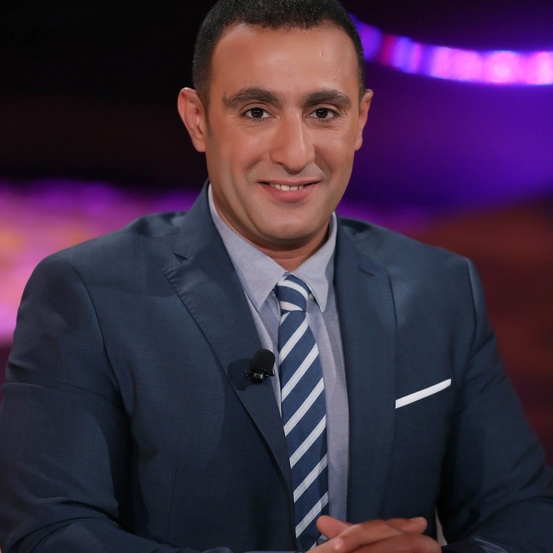 احمد السقا يوضح رأيه في منافسه الاول محمد رمضان