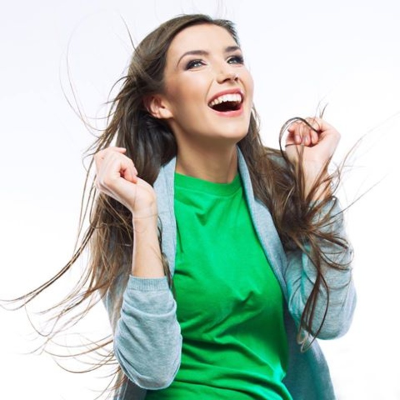 ضحكاتك تضمن لك السلامة 