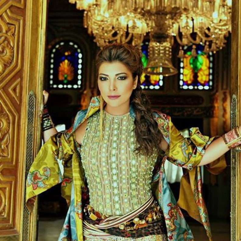 اطلالة أصالة الأولى في فنان العرب