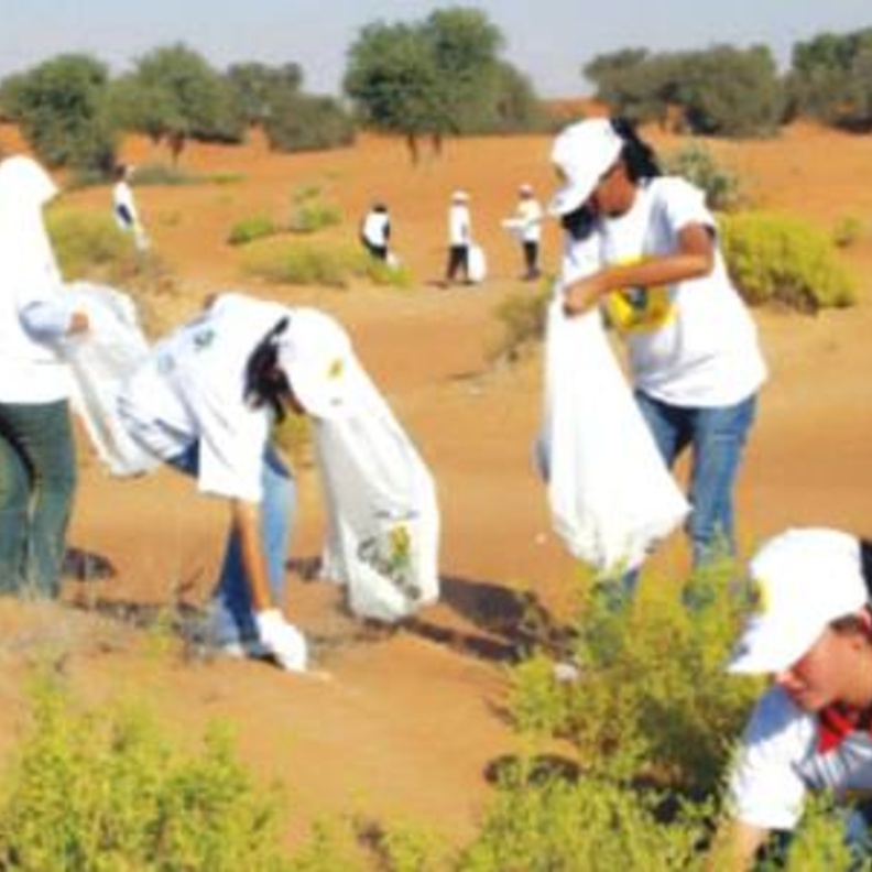 حضور كبير للمرأة الإماراتية في العمل التطوعي