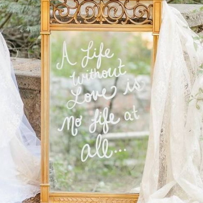 إعرضي تفاصيل دعوتك وحفل زفافك بهذه الطريقة المميزة