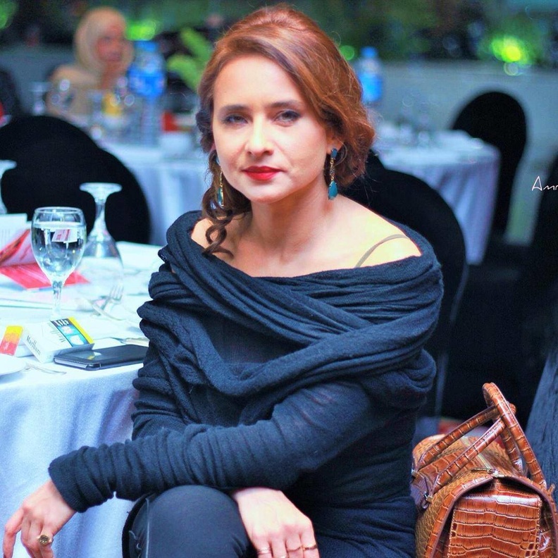 اعتذرت نيللي كريم وكنده علوش عن "قبل زحمة الصيف" 