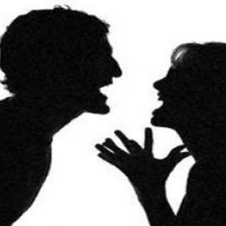 طلبت الخلع لخلافها مع زوجها على إطفاء النور