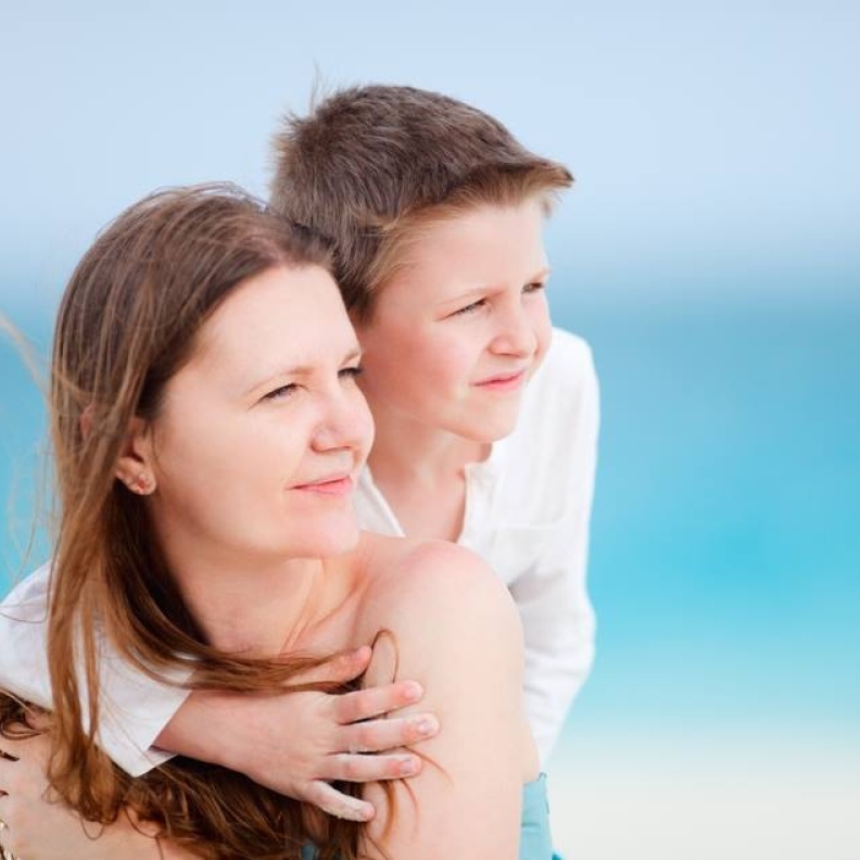 إحذري هذه الأفعال حفاظا على صحة طفلك العاطفية