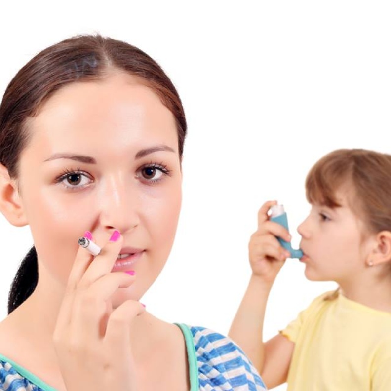 هذا ما يفعله التدخين السلبي بأطفالكم