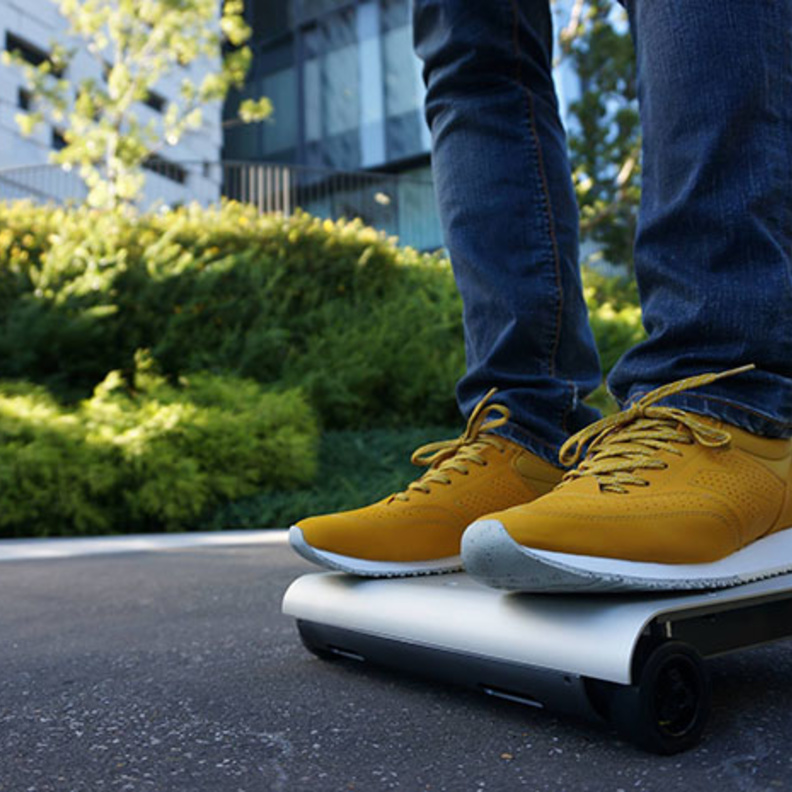 فيديو: WalkCar .. وسيلة تنقل في حقيبة!