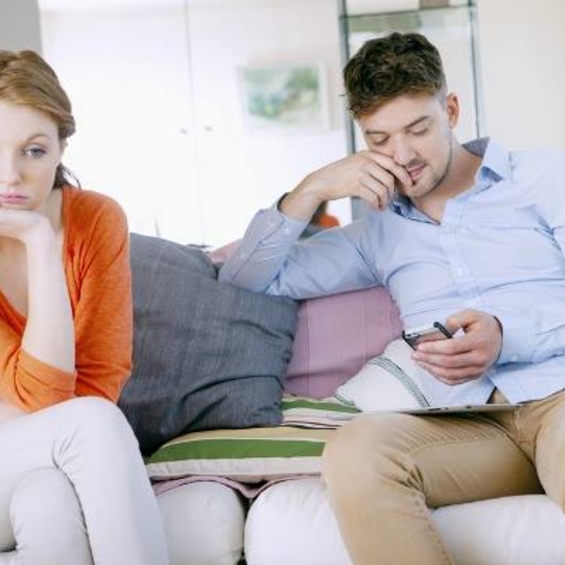 وما زال مسلسل إهمال الزوجات مستمراً