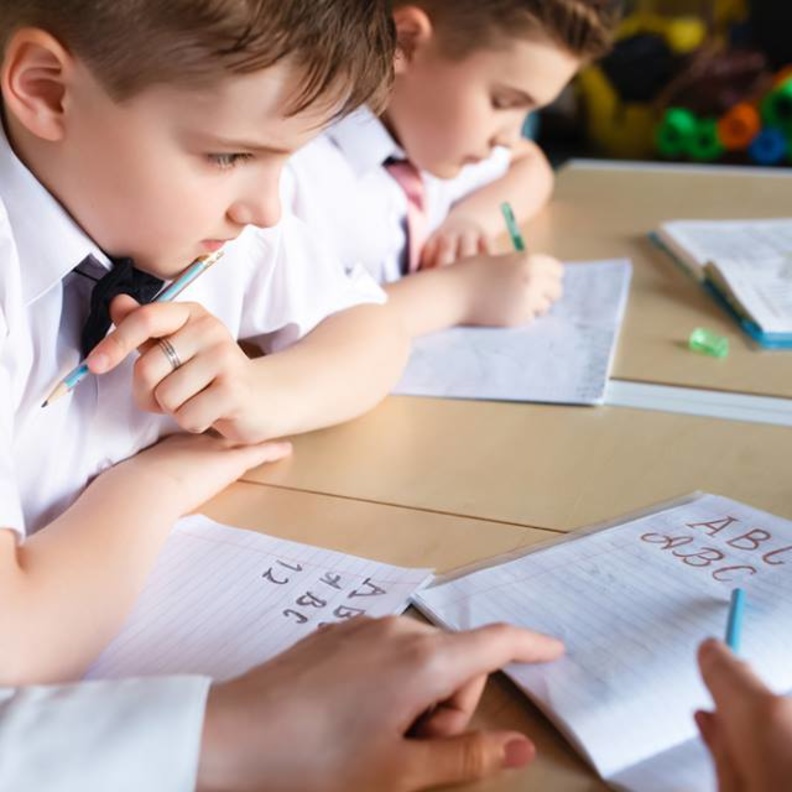 للأم .. حاربي الدروس الخصوصية بهذه الخطوات