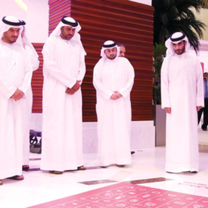 لمسة إنسانية من أطفال بينالي الشارقة تجاه الأطفال المصابين بالسرطان