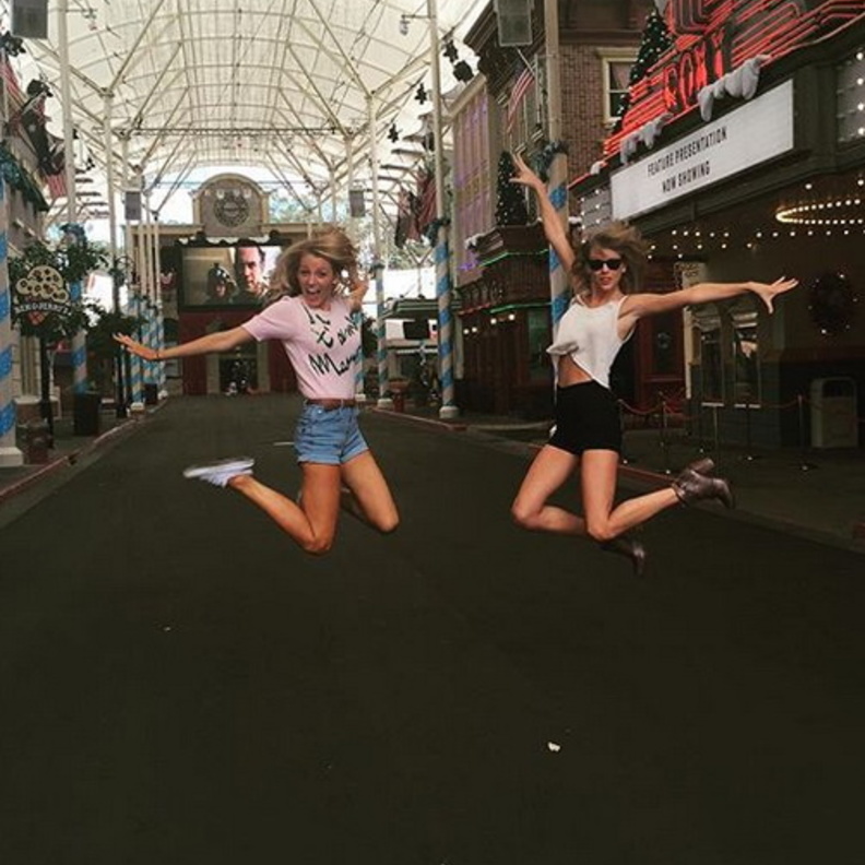 بليك ليفلي وتايلور سويفت