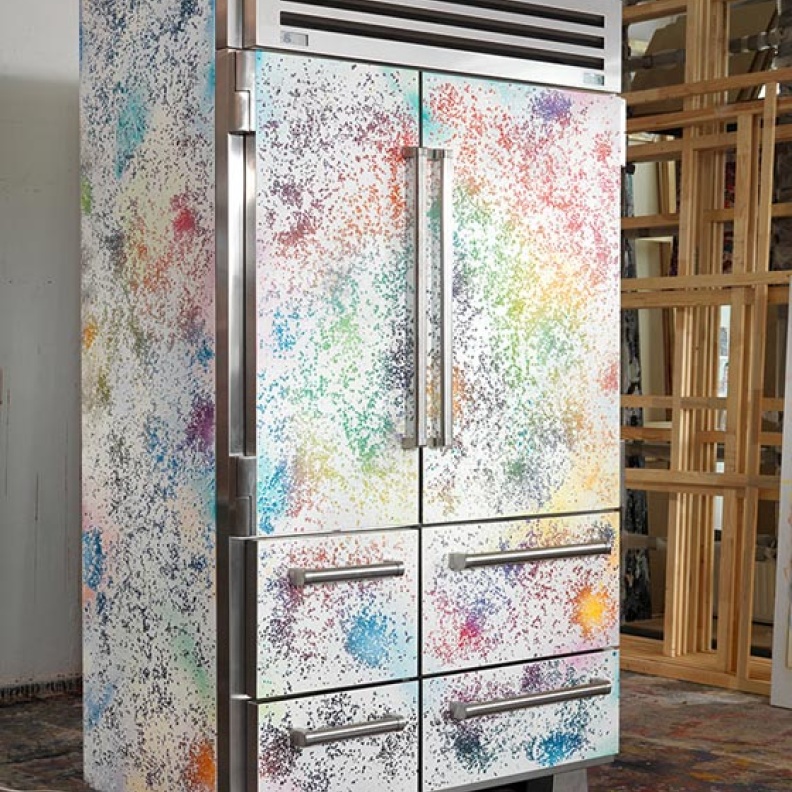 ثلاجة بـ87 ألف دولار