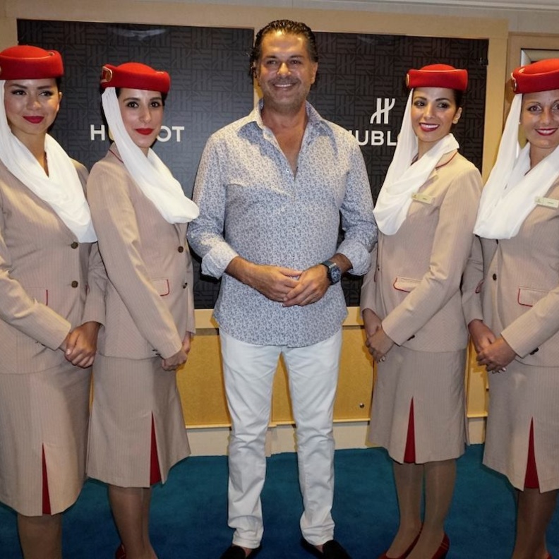 طيران الامارات