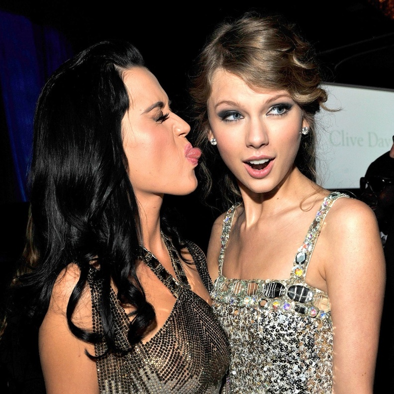 كاتي بيري وتايلور سويفت